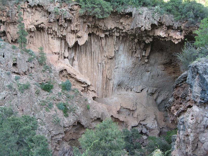 Tonto Natural Bridge 164.jpg